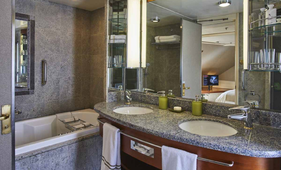 Royal Suite - 