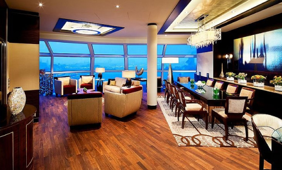 Reflection Suite - 