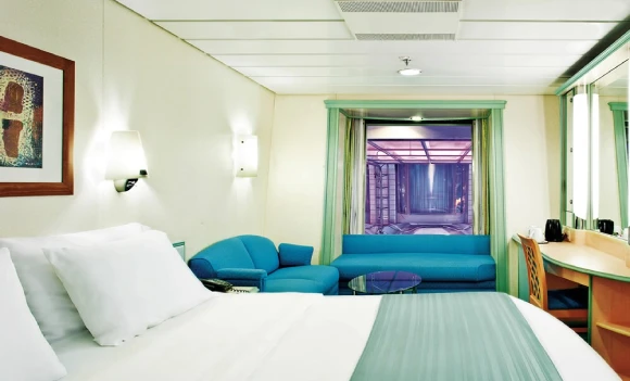 Interior vista Royal Promenade - 
