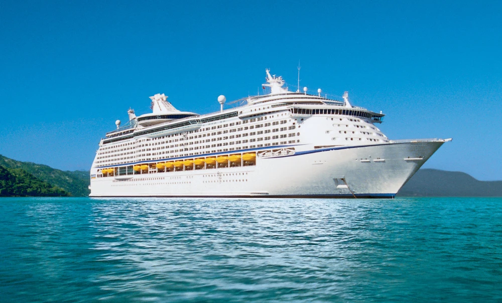 Barco Adventure of the Seas