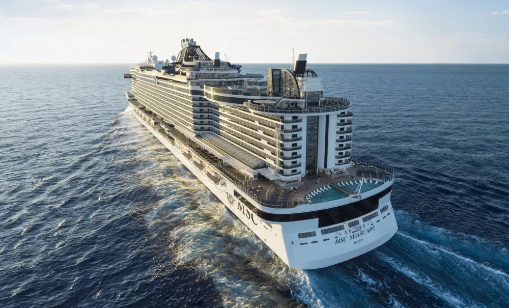 Barco MSC Seascape