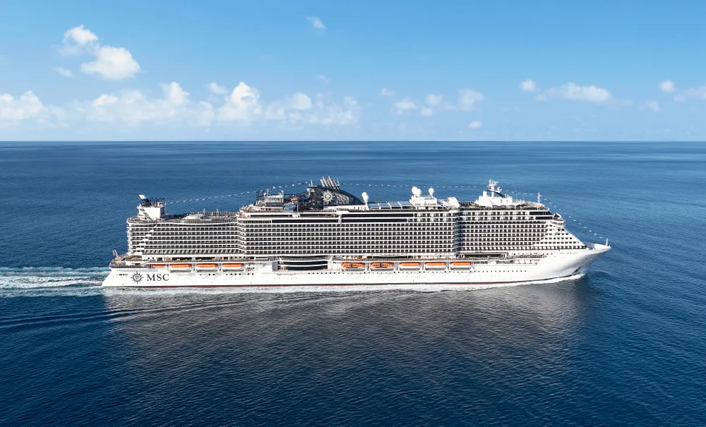 Barco MSC Seaside