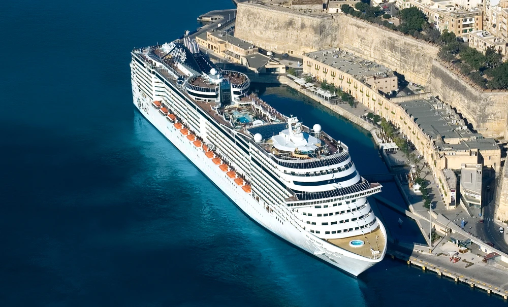 Barco MSC Splendida
